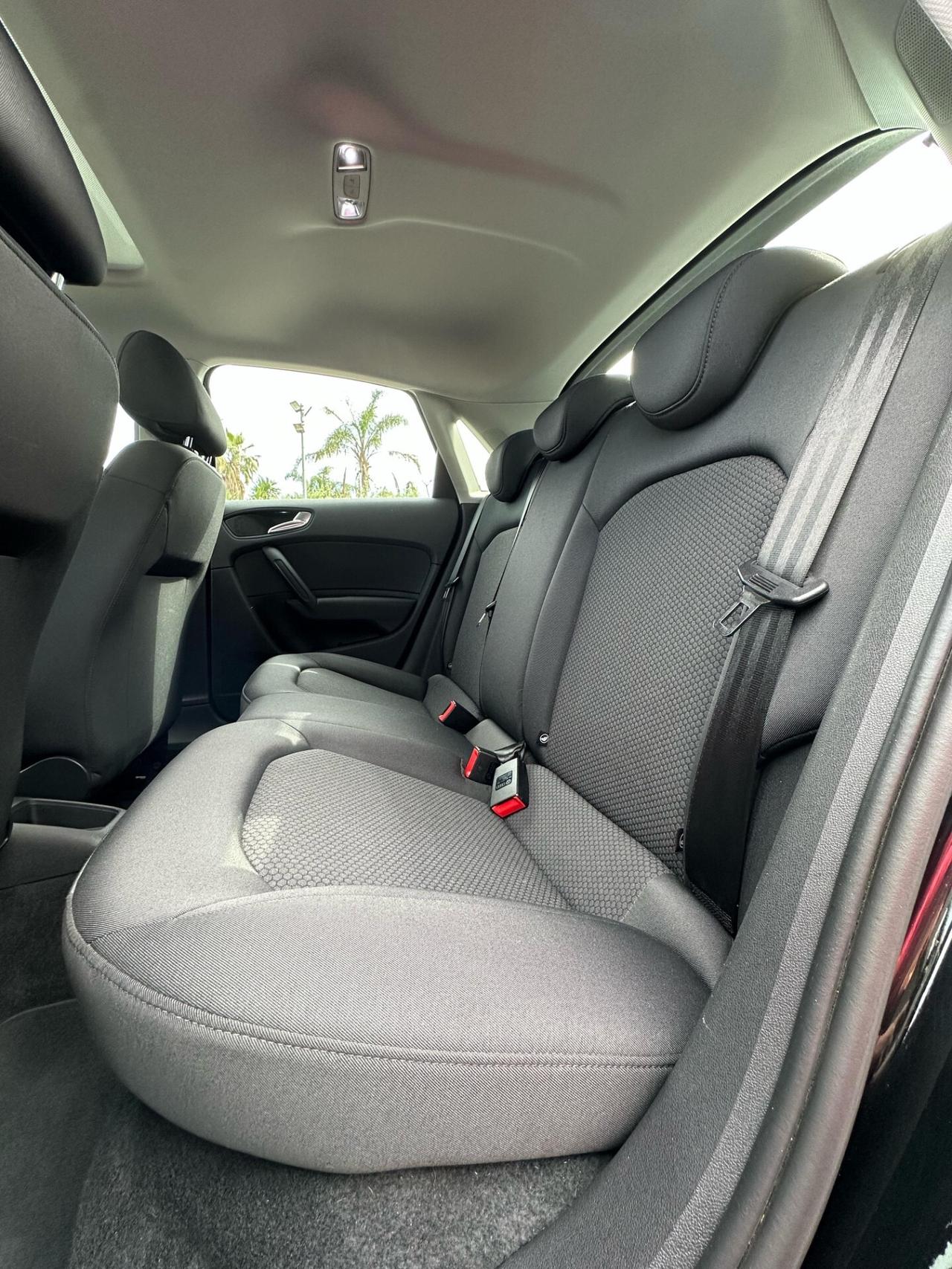Audi A1 1.6 TDI 90CV S-LINE