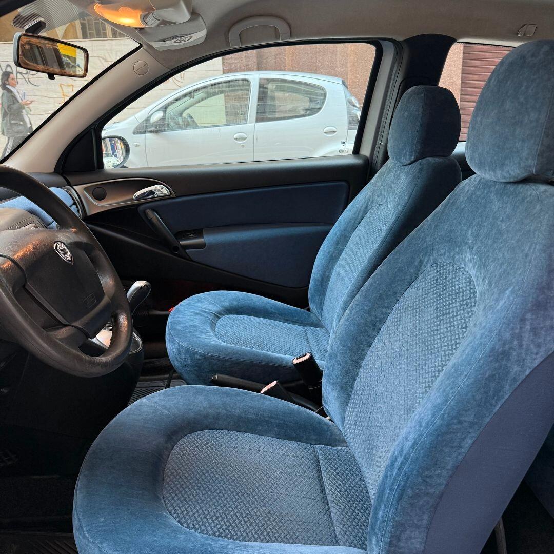 Lancia Ypsilon 1.3 Multijet 16V Platino