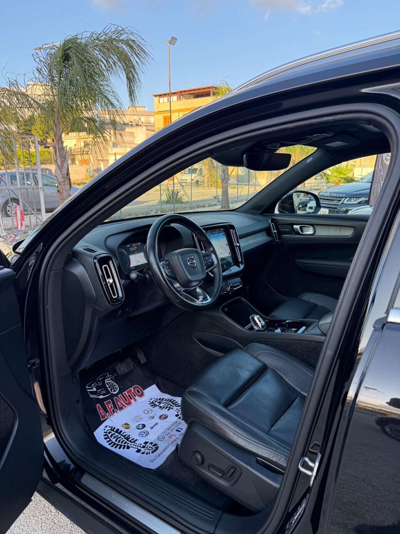 Volvo XC40 D4 AWD Geartronic R-design