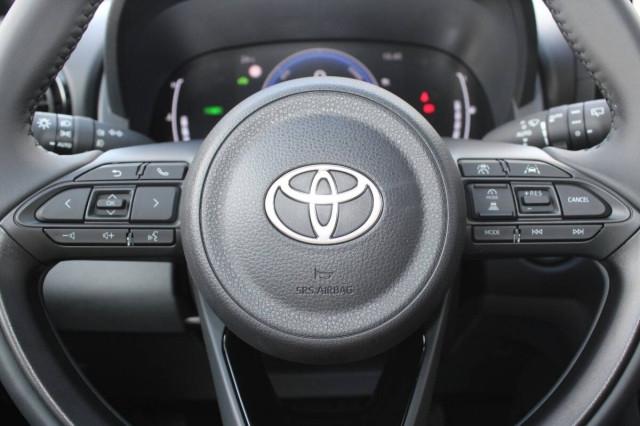 Toyota Yaris Cross 1.5h Trend awd-i 130cv e-cvt Con Telecamera & CARPLAY