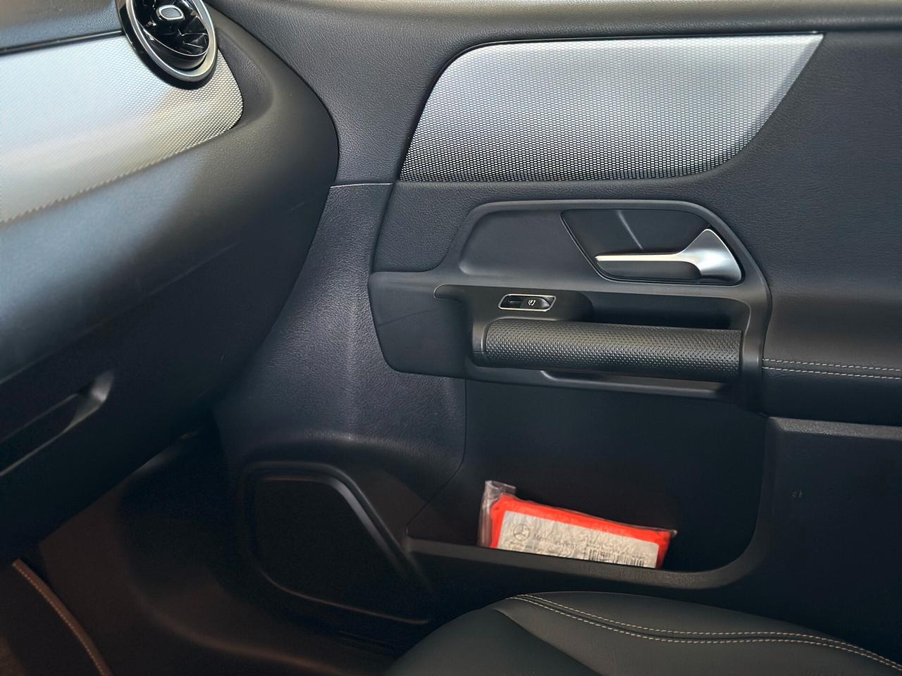 Mercedes-Benz B 250 e PHEV Business Extra auto