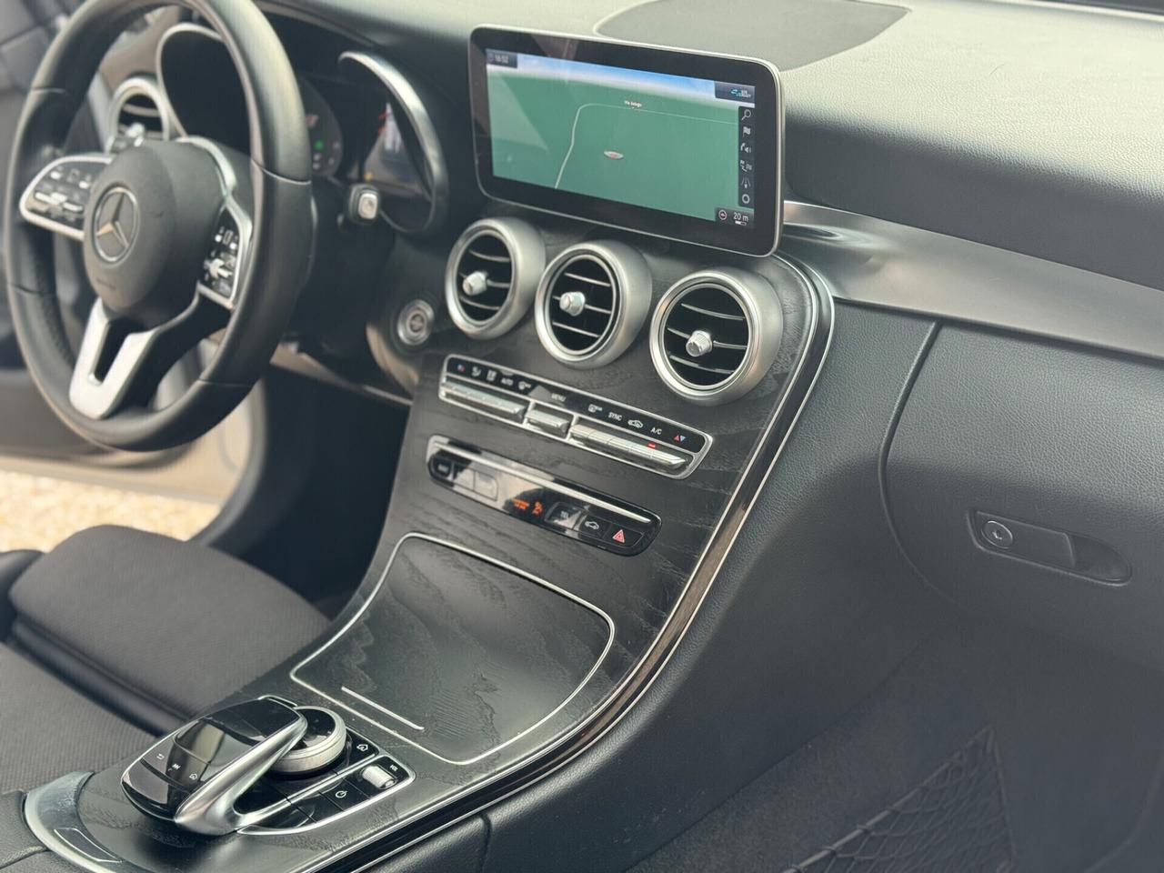 Mercedes-benz C 220 d 4Matic AMG Line !