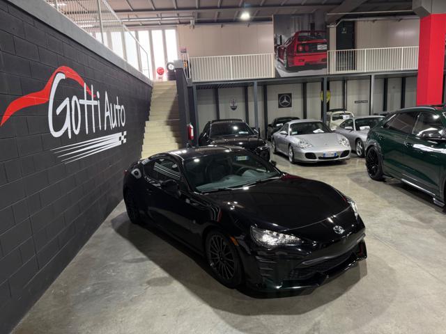 TOYOTA GT86 MANUALE RESTYLING