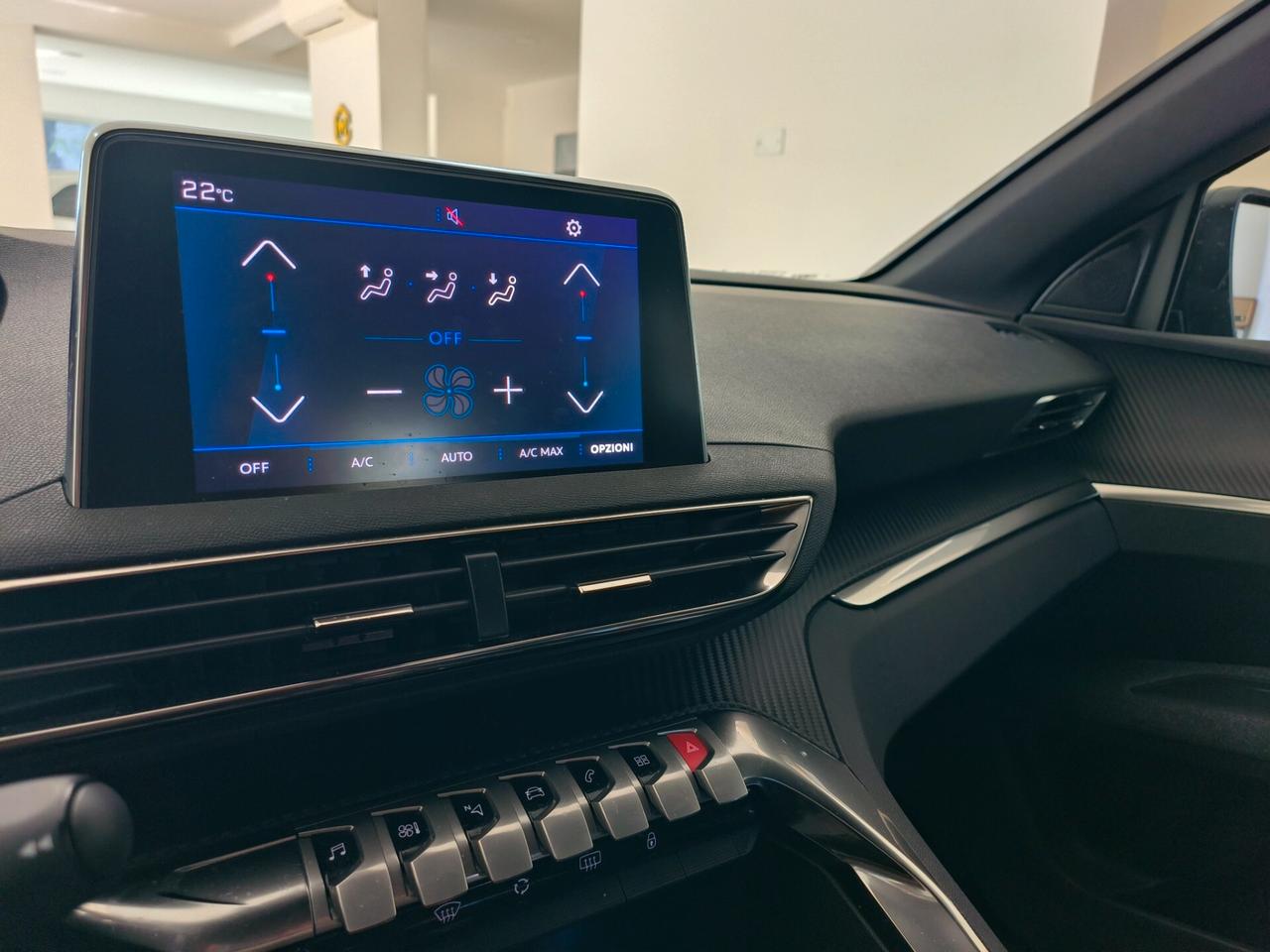 Peugeot 3008 BlueHDi 130 S&S EAT8 Active Pack