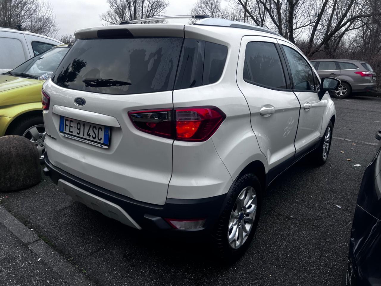 Ford EcoSport 1.5 110 CV Powershift Business