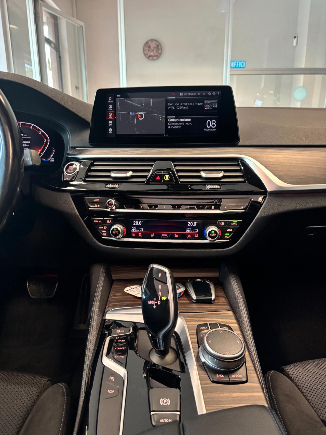 Bmw 530 530d xDrive Touring Msport SERVICE BMW*