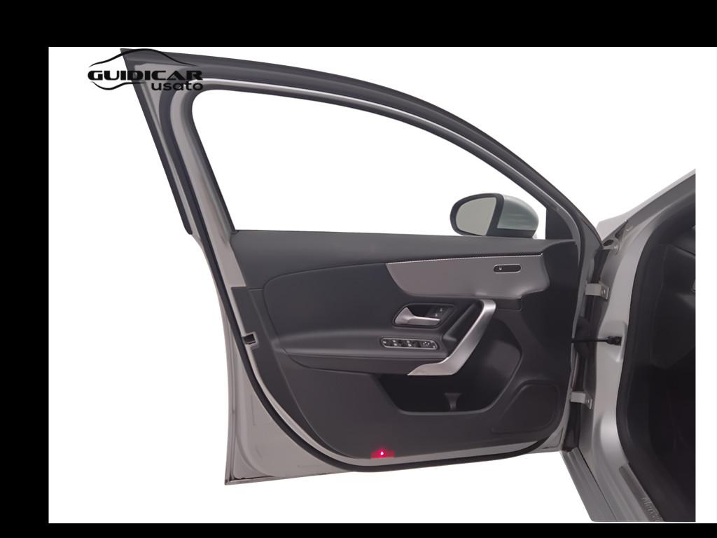 Mercedes-Benz Classe A - W177 2018 - A 180 d Executive auto