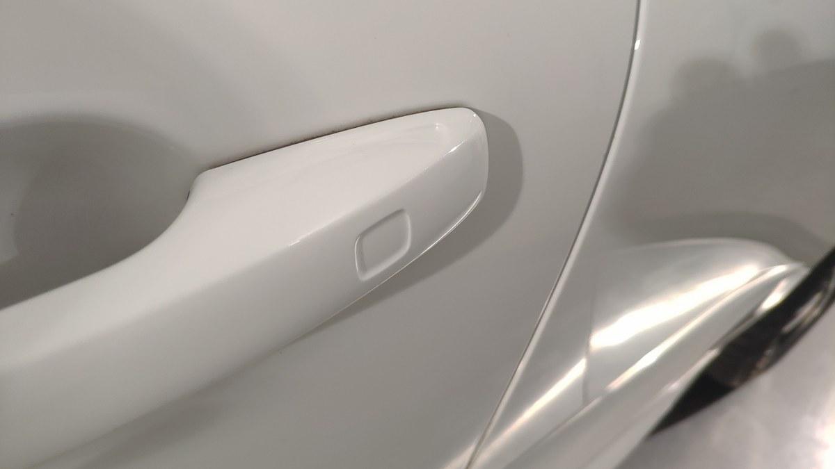 VOLVO Xc60 B5 Mild Hybrid (D) Awd Geartronic R-Design