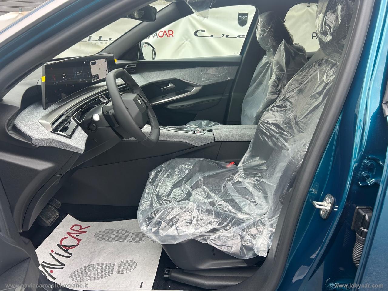 PEUGEOT 3008 Hybrid 145 e-DCS6 Allure KM/0