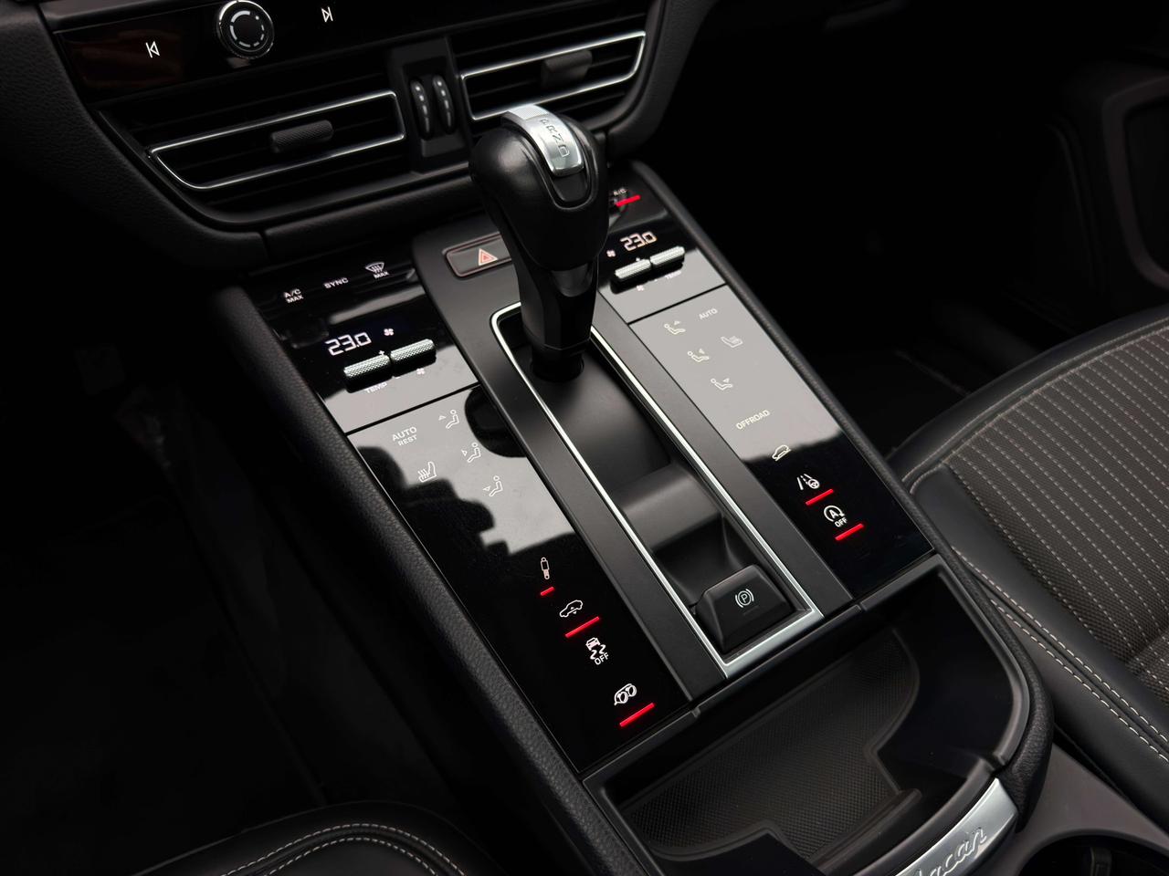 Porsche Macan 2.0 T 265CV PDK MY2022 - IMPIANTO BOSE - TETTO