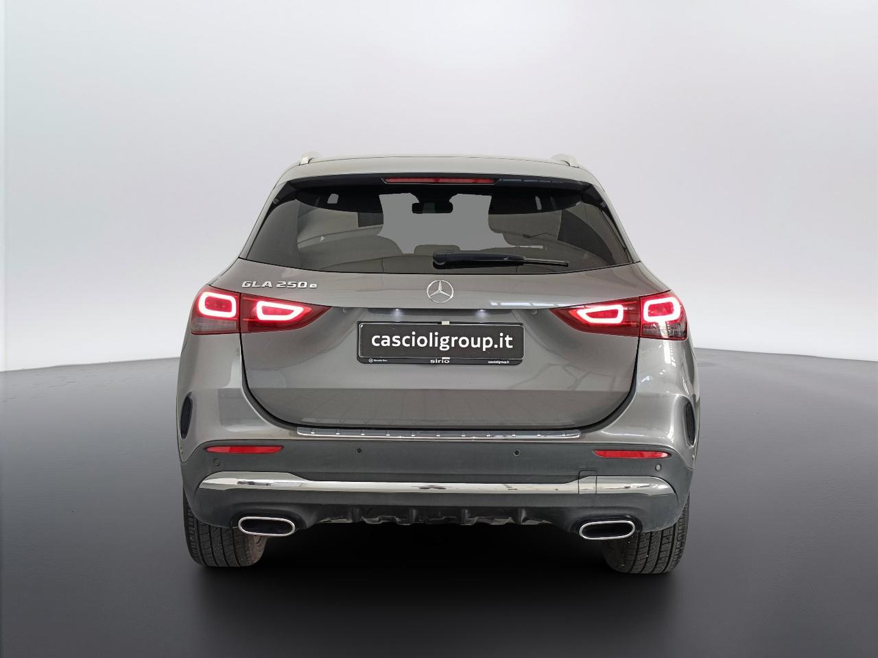 Mercedes-Benz GLA-H247 2020 - GLA 250 e phev (eq-power) Premium auto