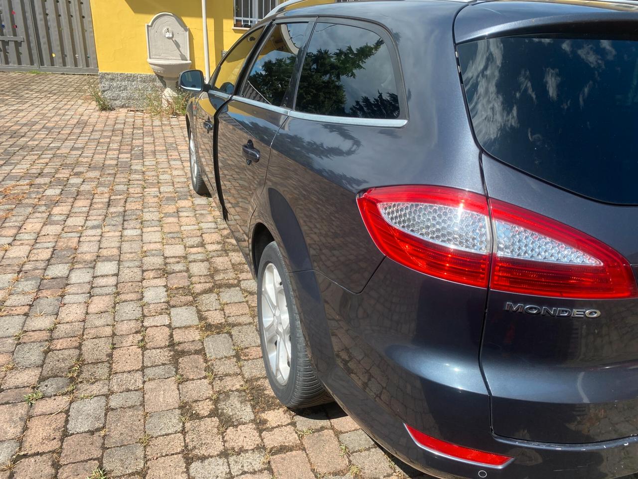 Ford Mondeo 2.0 TDCi 140 CV 6tronic Station Wagon Titanium DPF