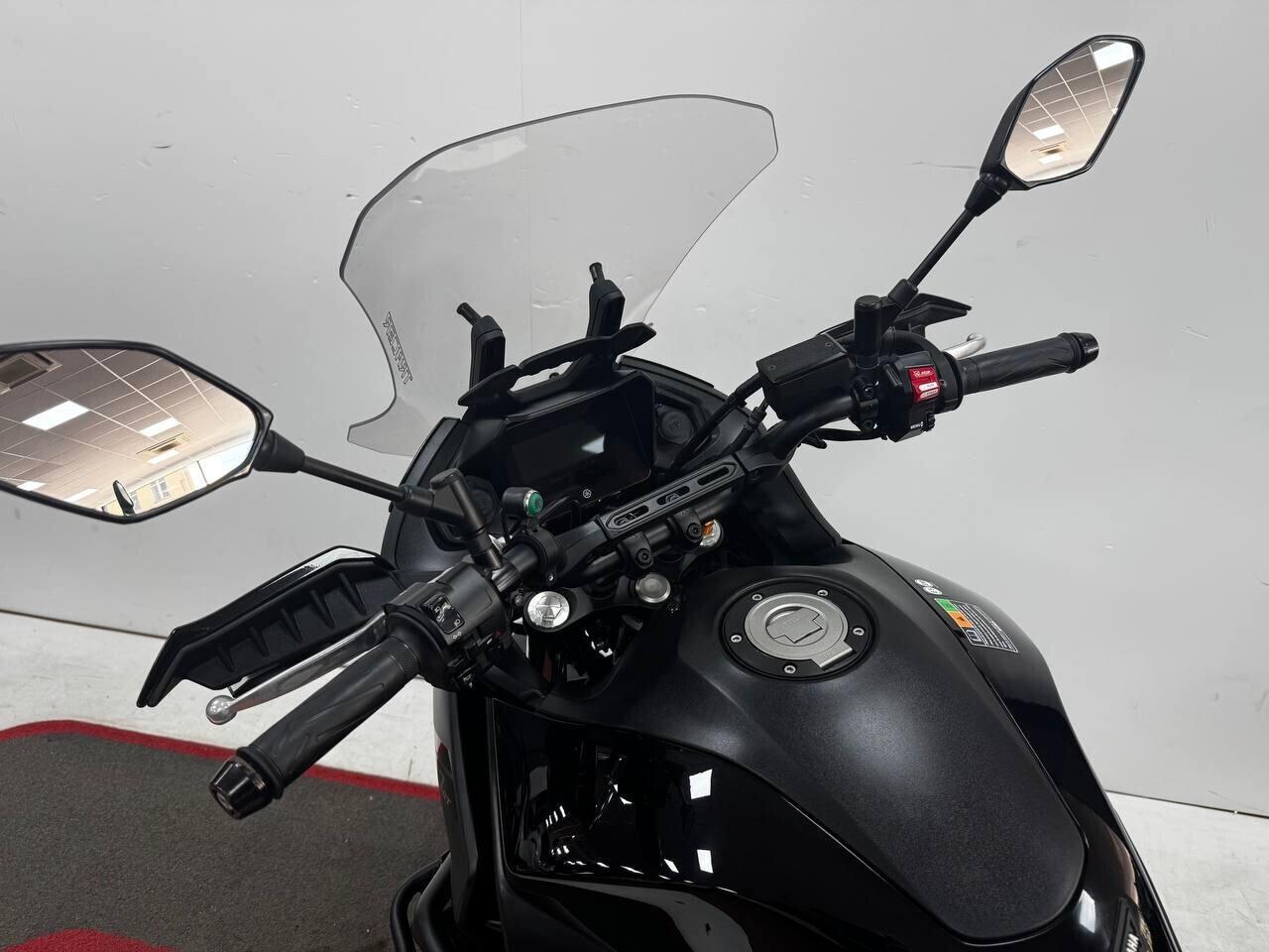 Yamaha Tracer 7 GT per patente A2