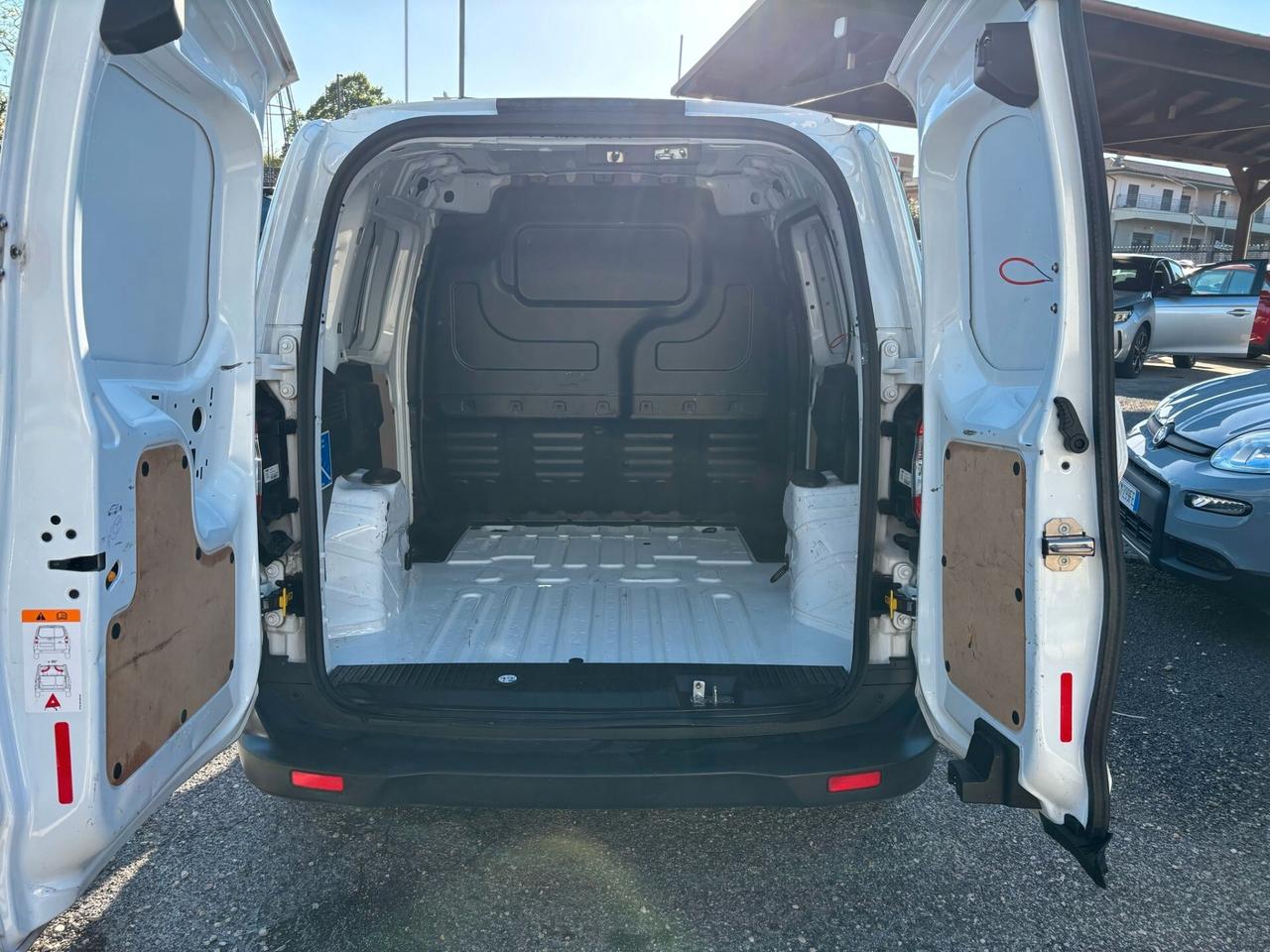 Ford Transit Courier Transit Courier 1.5 TDCi 75CV Van Trend
