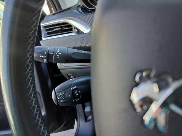 Peugeot 208 BlueHDi 75 5 porte Allure