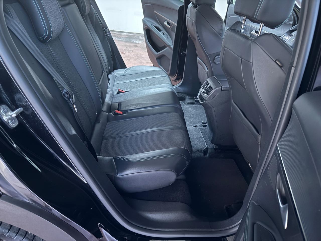 Peugeot 3008 BlueHDi 130 S&S EAT8 Allure Pack