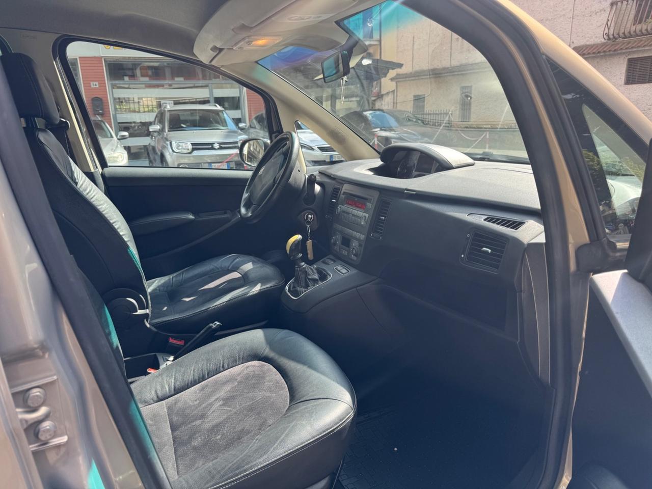 Lancia MUSA 1.4 8V Ecochic (GPL)- CINGHIA GIA' SOSTITUITA - GOMME NUOVE