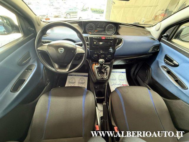 LANCIA Ypsilon 1.2 69 CV 5 porte GPL Ecochic Silver