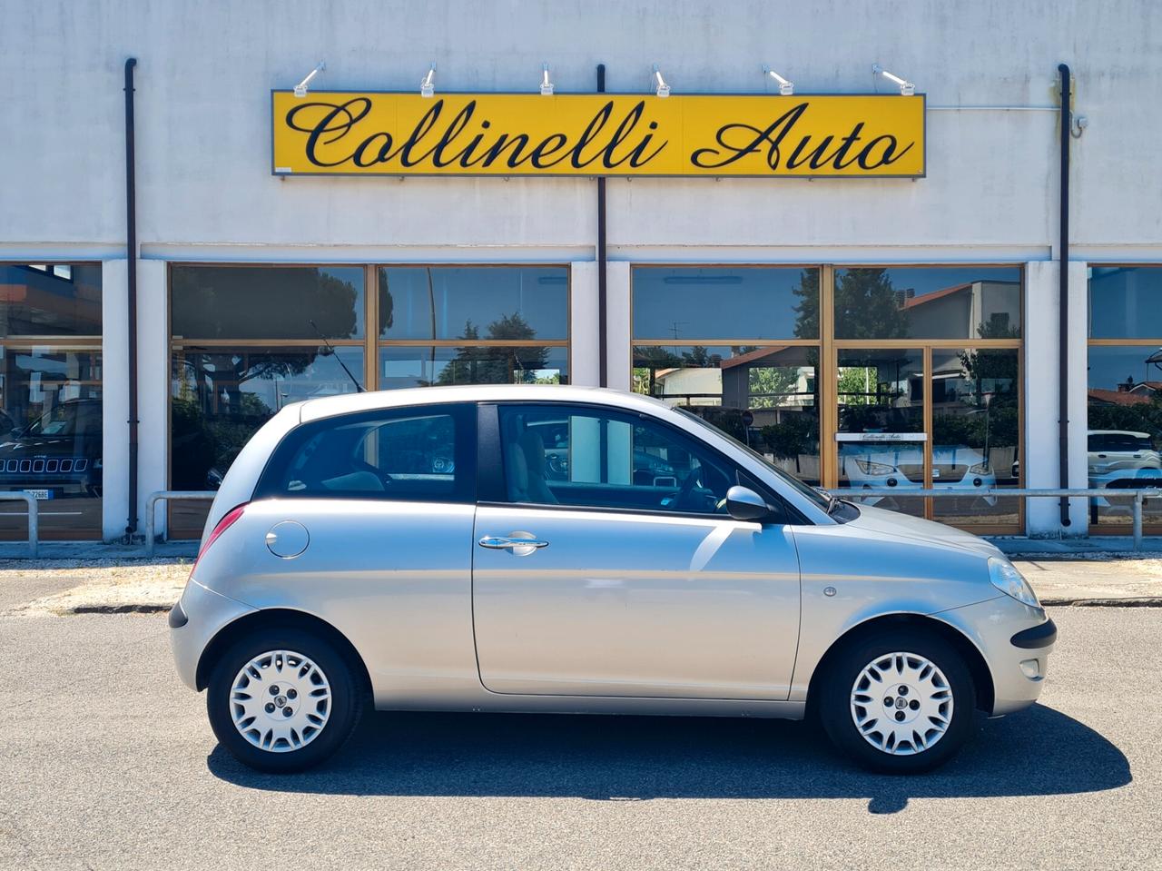 Lancia Ypsilon 1.2 Argento