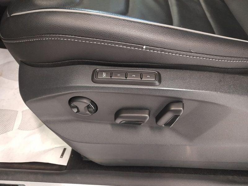 Volkswagen Tiguan 2.0 TDI SCR 147KW R-Line DSG 4MOTION