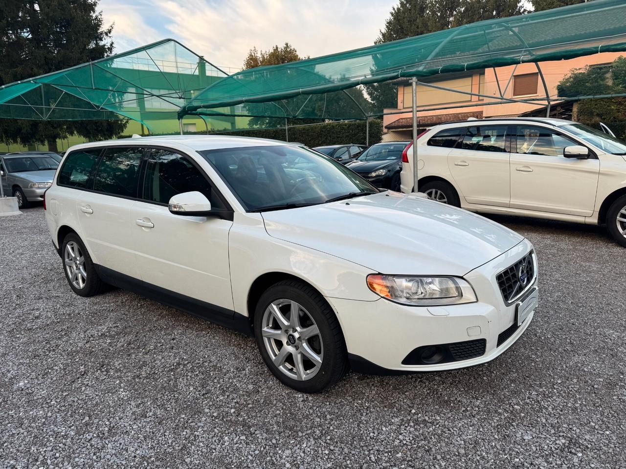 Volvo V70 2.0 D POLAR