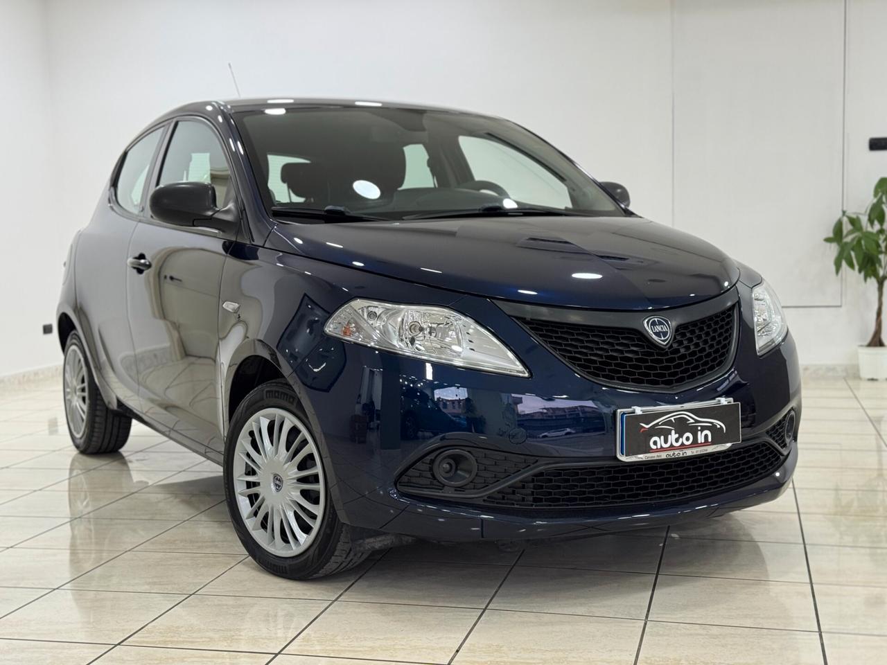Lancia Ypsilon 1.2 69 CV GPL Ecochic Elefantino Blu