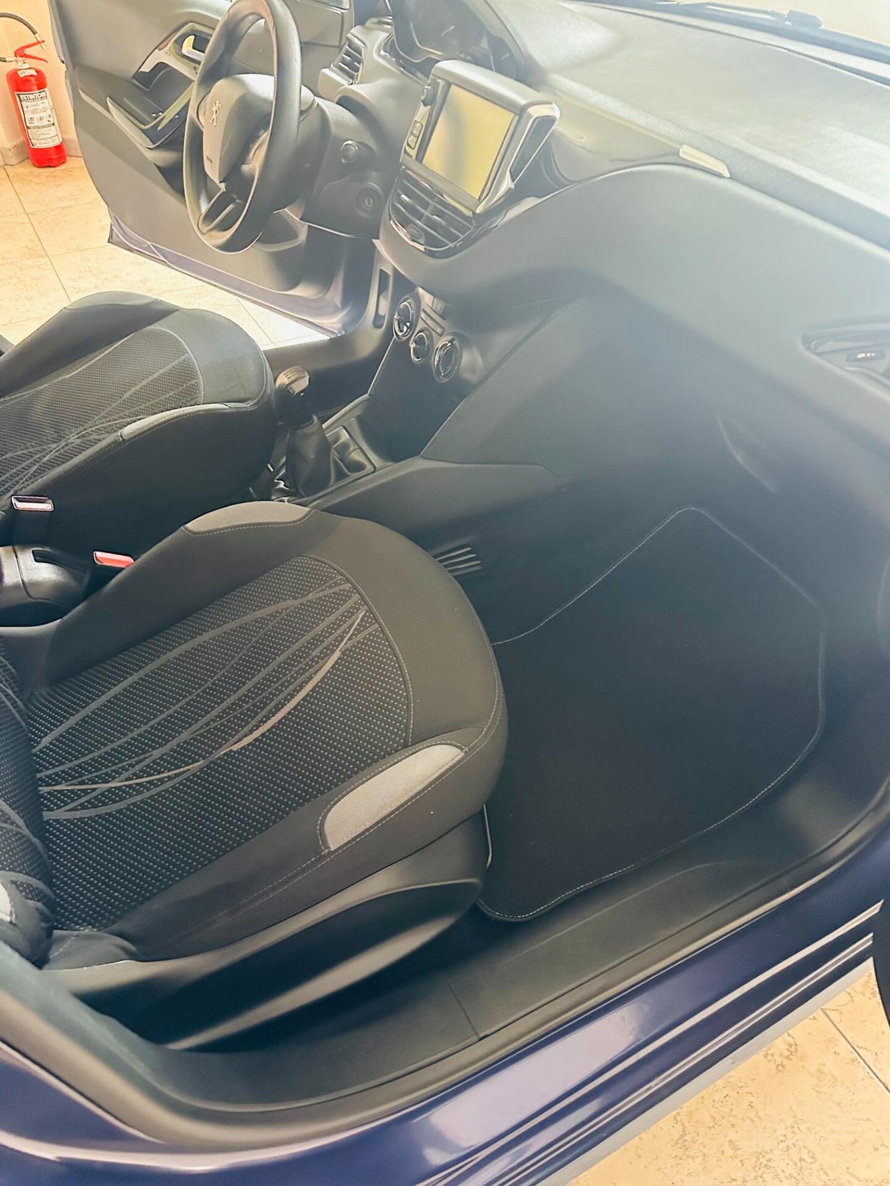 Peugeot 208 1.6 e-HDi 92 CV Stop&Start 5 porte Allure