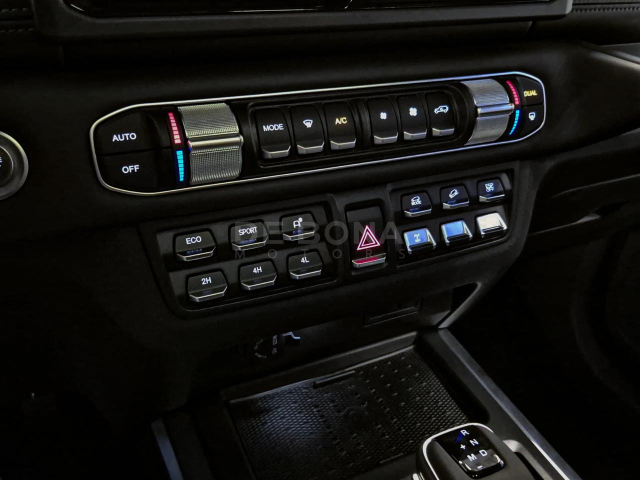 EMC 212 2.0 tgdi adventurer 4wd 8at