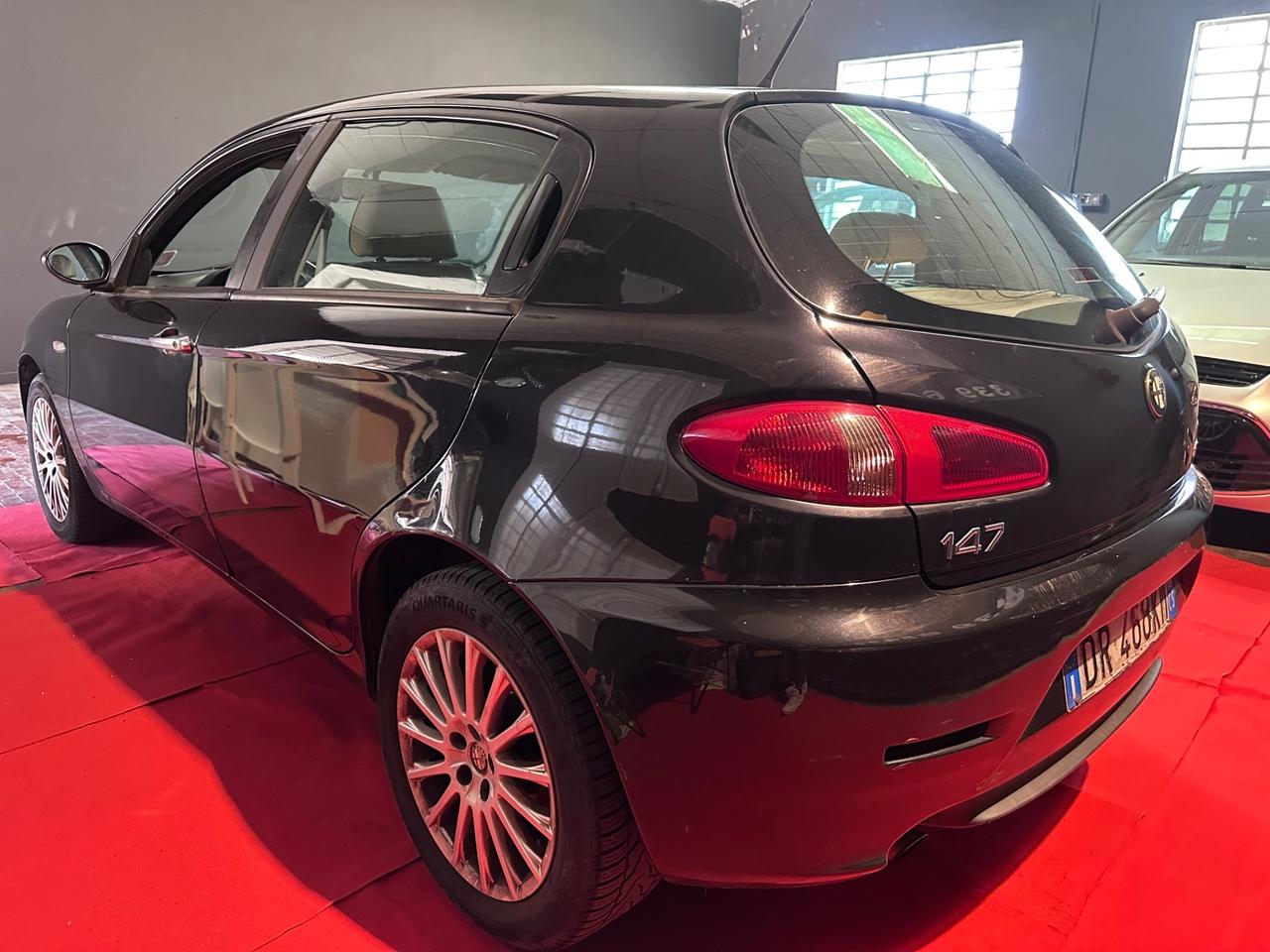 Alfa Romeo 147 2.0 16V TS 5 porte Distinctive GPL