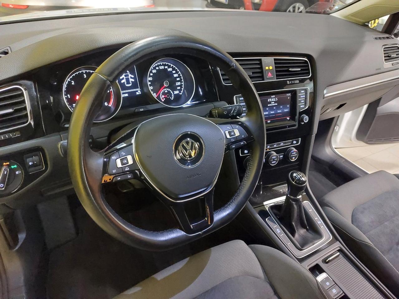 Volkswagen Golf 5 Porte Golf 5p 1.6 tdi Highline Executive (business) 110cv