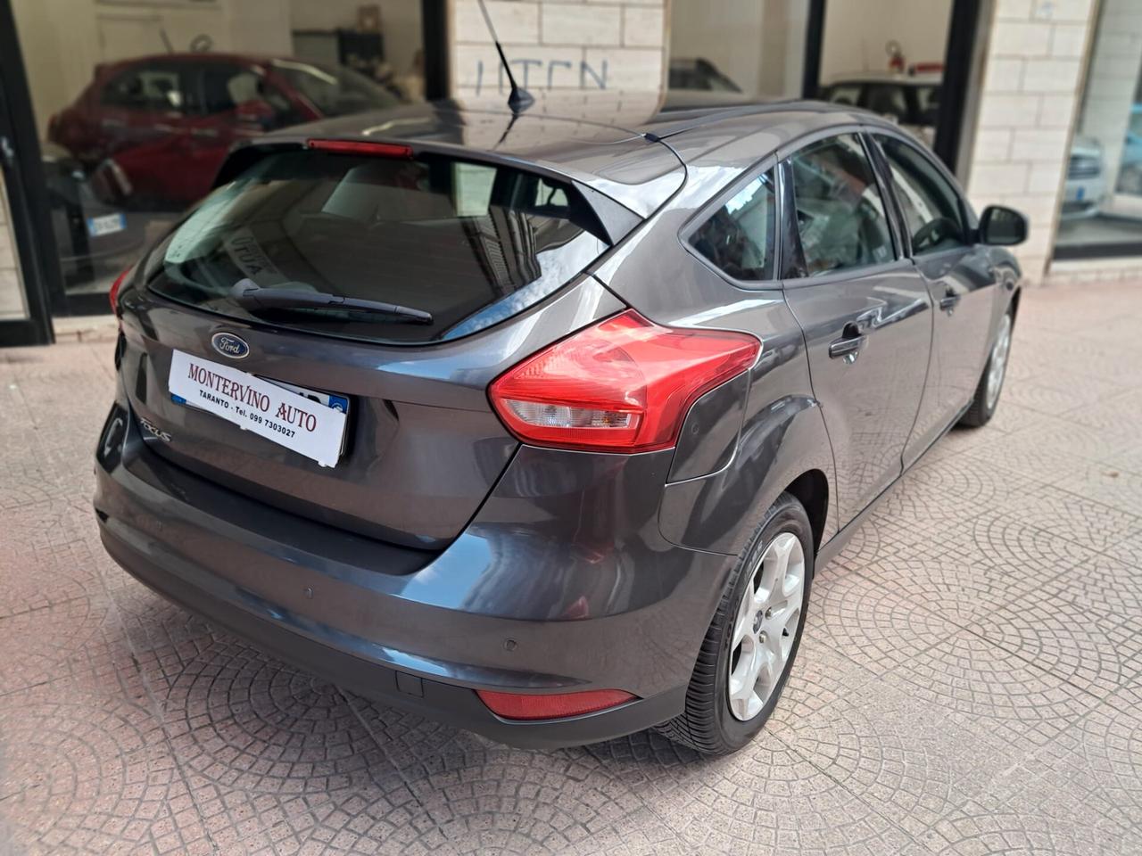 FORD FOCUS 1.5 TDCI 95CV-UNIPRO+NAVY-Euto7490