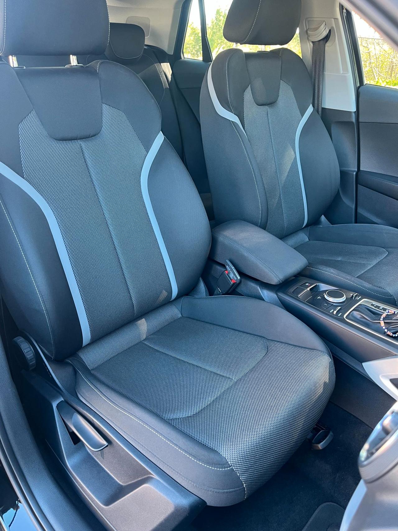 Audi Q2 30 1.6 tdi Admired s-tronic