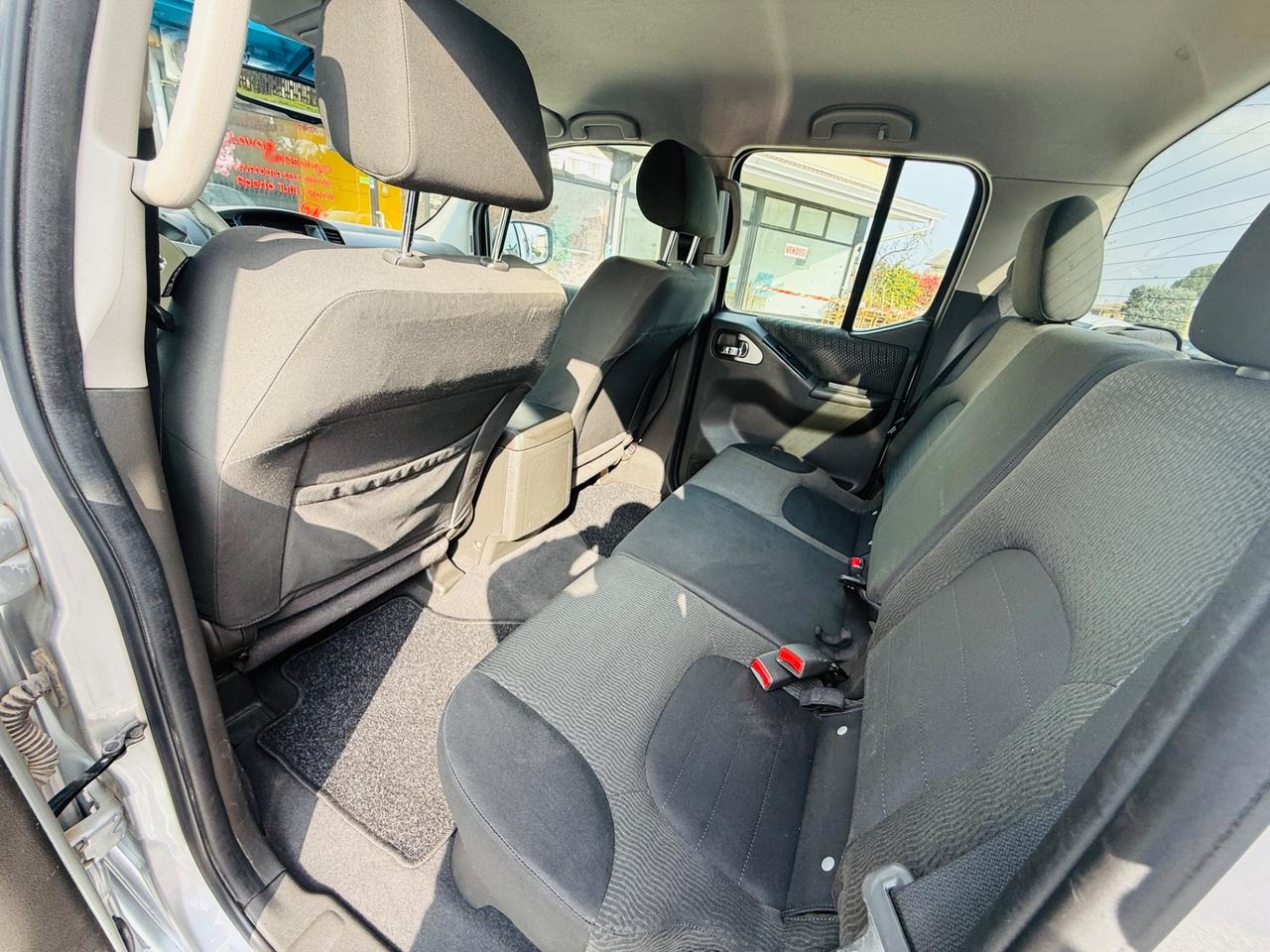 Nissan Navara 2.5 dCi 190CV 4 porte Double Cab XE