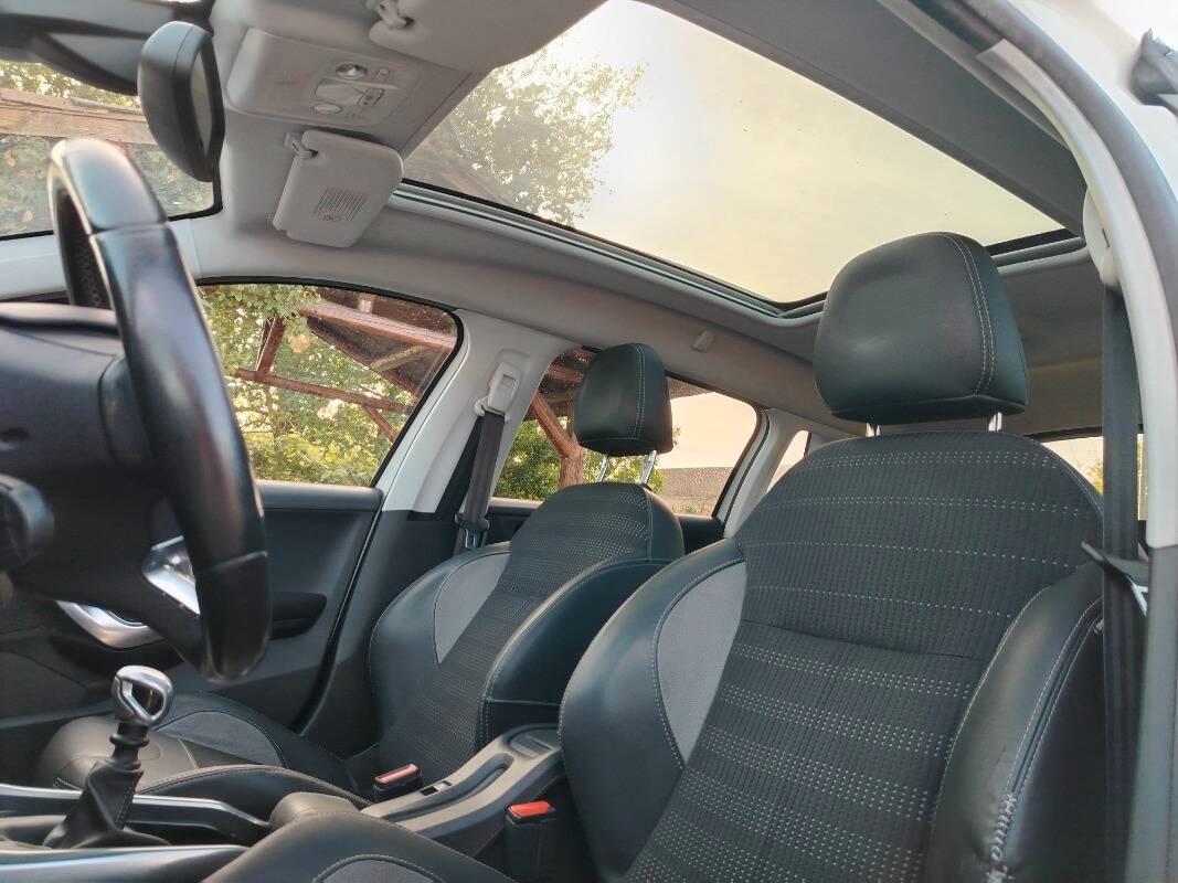 Peugeot 2008 1.6 e-hdi 8v Allure s&s 115cv