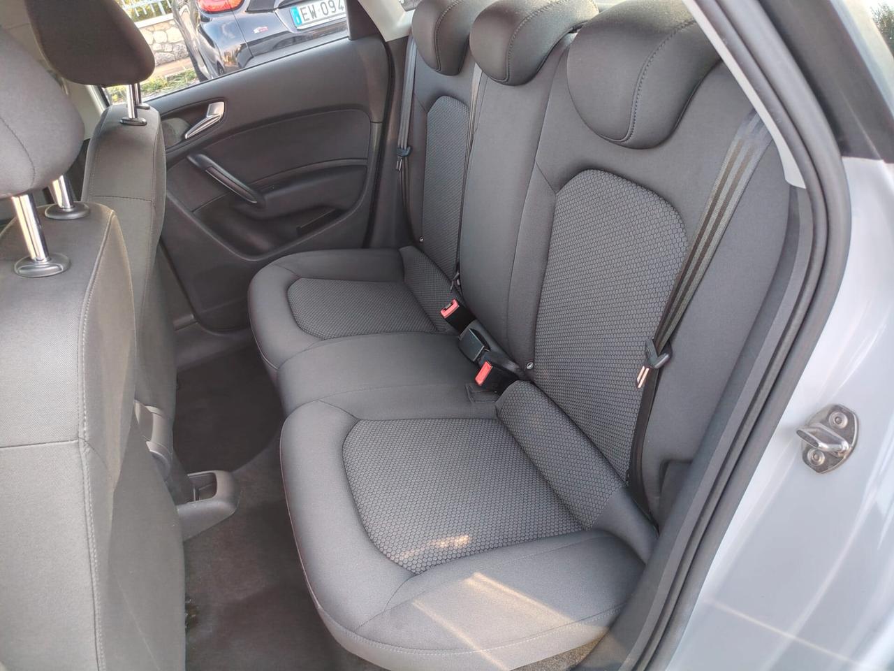 Audi A1 1.6 TDI 105 CV S line edition