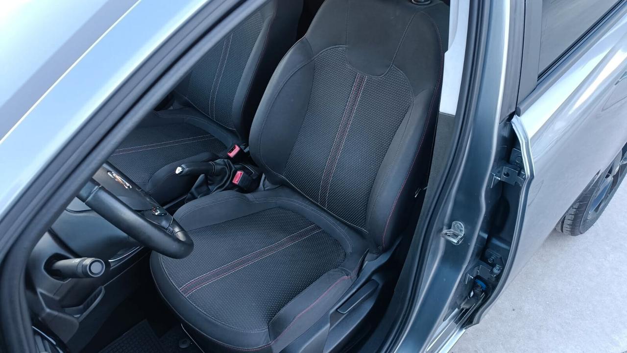 Opel Corsa 1.3 CDTI 75CV 5 porte Black Edition