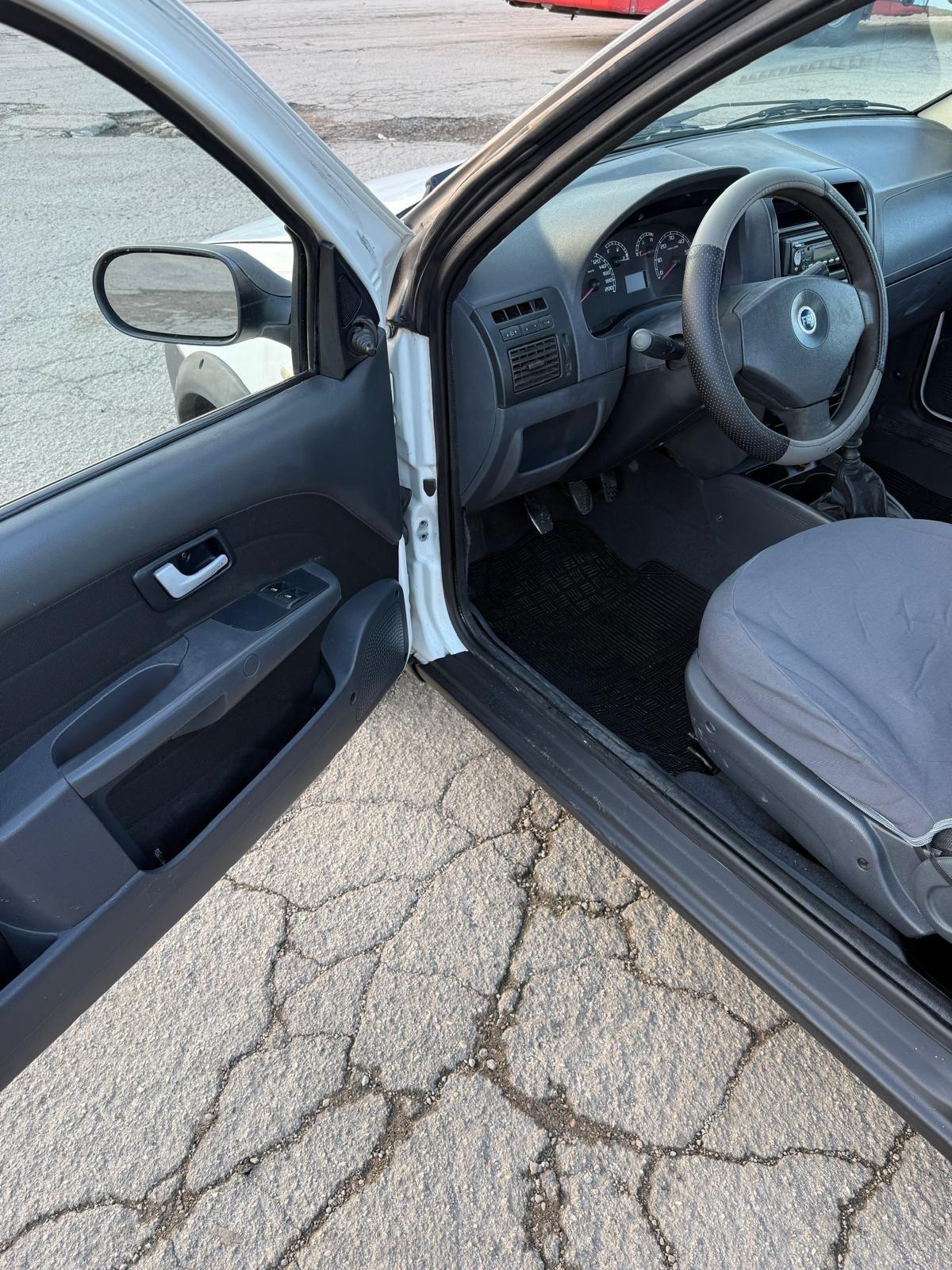 Fiat Strada 1.3 MJT Pick-up-AUTOCARRO-2 POSTI