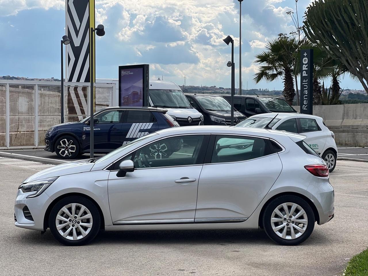 Renault Clio Full Hybrid E-Tech 140 CV 5 porte Intens