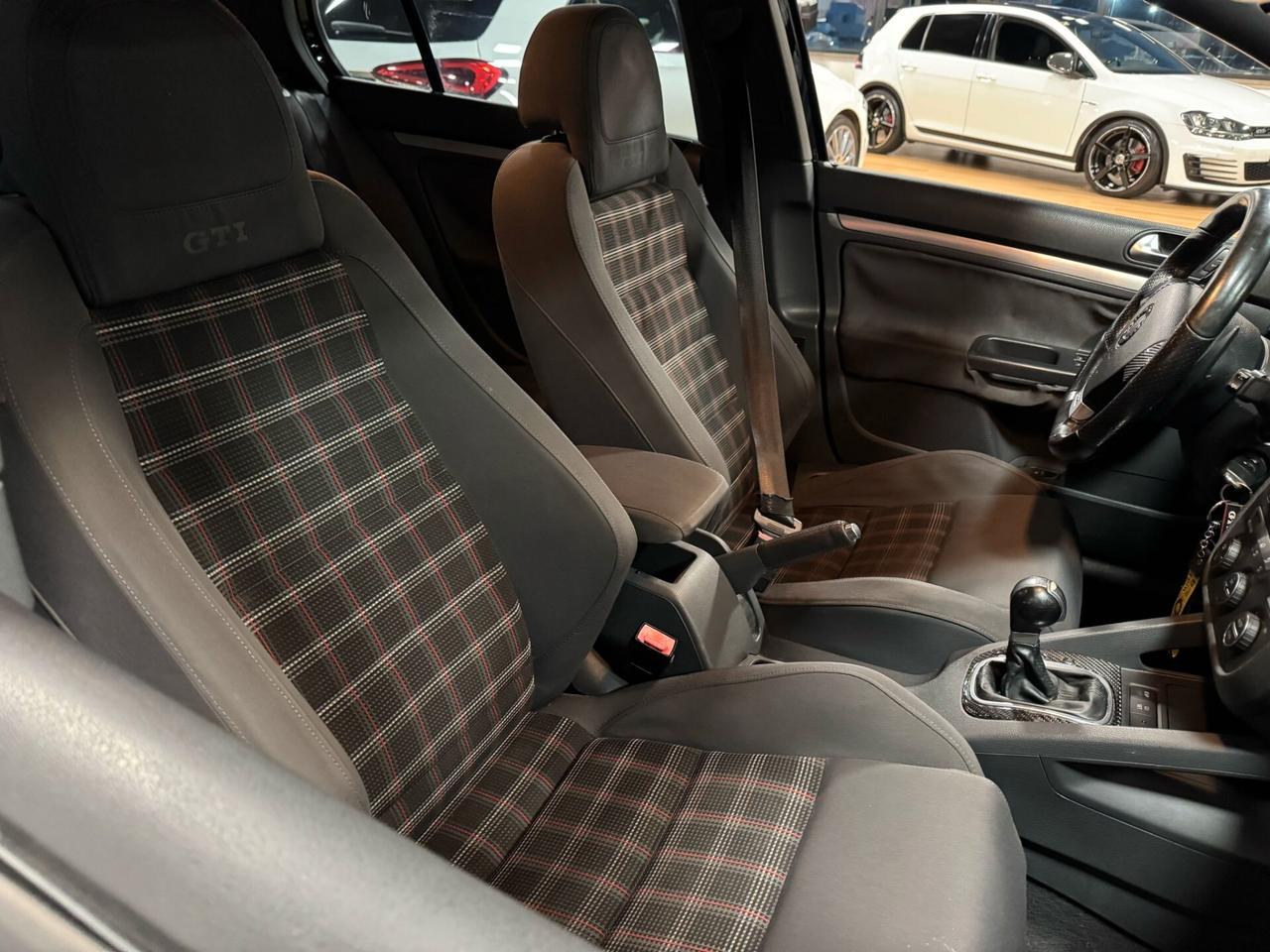 Volkswagen Golf 2.0 16V GTI DSG-STAGE 2-4 POMPANTI