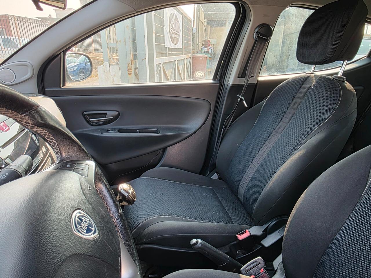 Lancia Ypsilon 1.3 MJT 16V 95 CV 5 porte S&S Platinum