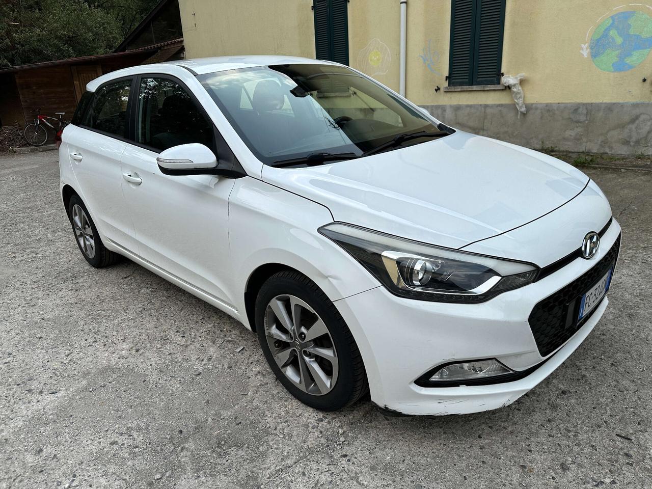 Hyundai i20 1.1 CRDi 12V 5 porte Style - PROBLEMI SU INIEZIONE