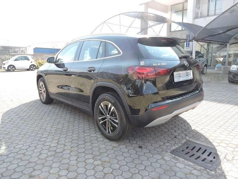 Mercedes-Benz GLA GLA 180 Automatic Advanced