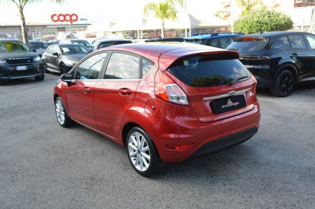 FORD Fiesta 1.5 TDCi 75CV 5 porte Titanium