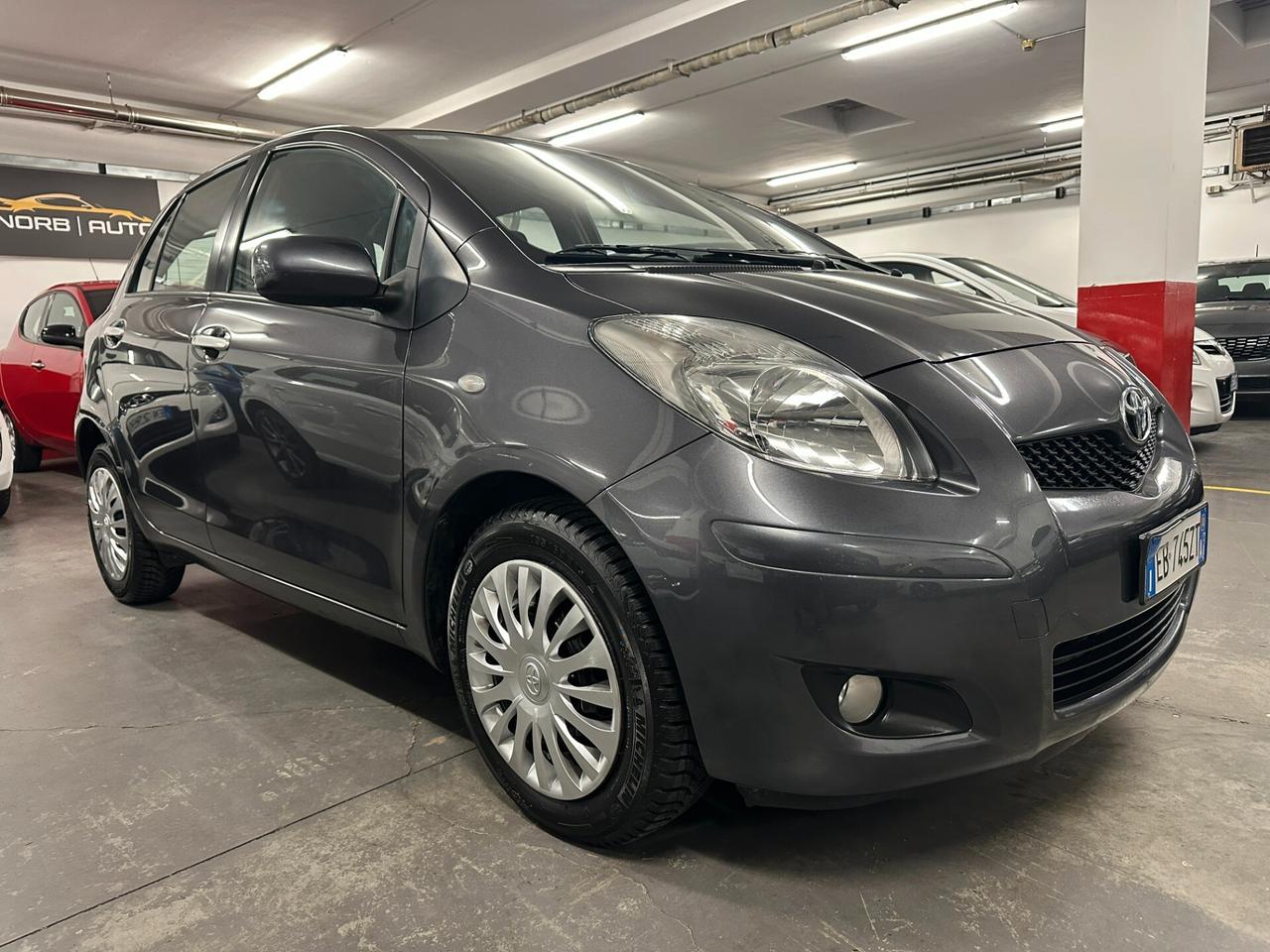 Toyota Yaris 1.3 5 porte Sol