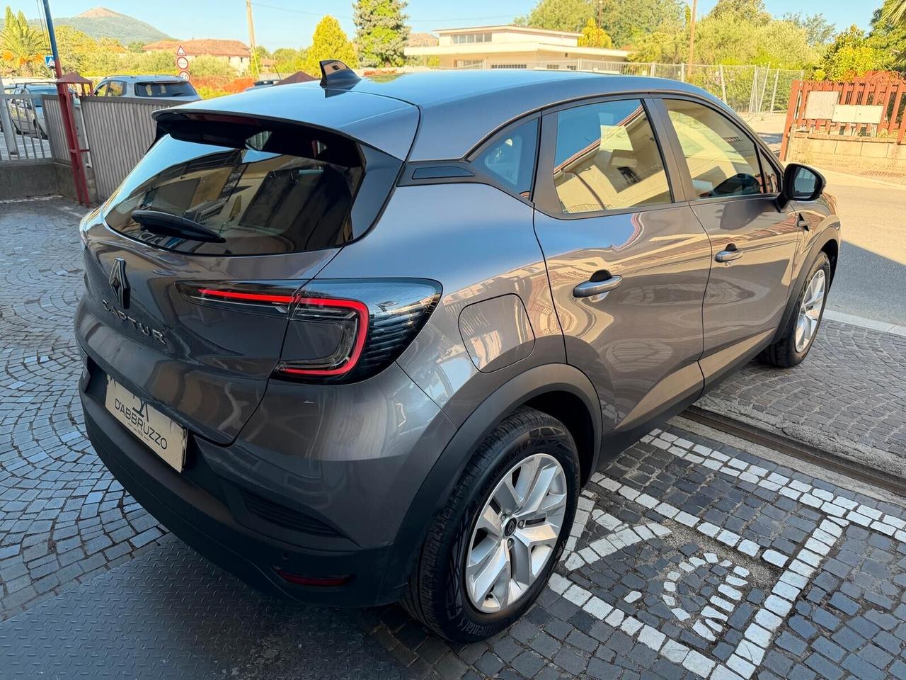 Renault Captur 1.0 - 100cv 2024 GPL DI SERIE UNICA