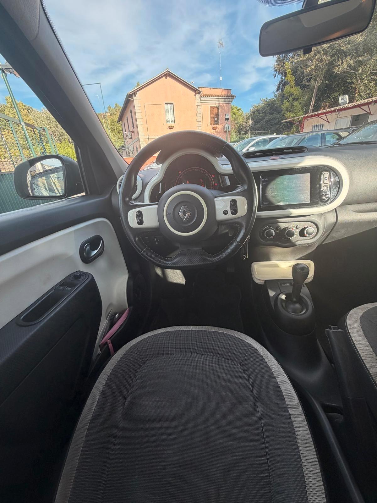 Renault Twingo SCe EDC La Parisienne