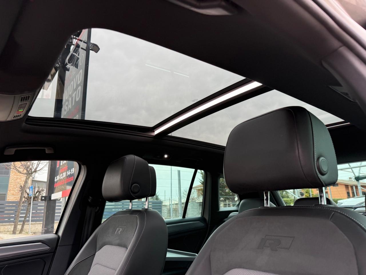 Volkswagen Tiguan 2.0 TDI 190 CV. 4MOTION R-LINE.TETTO APRIBILE