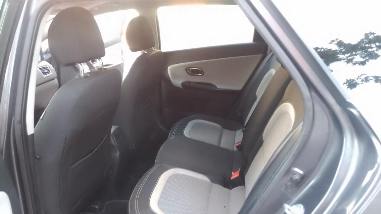 Kia Ceed cee'd 1.6 CRDi navi pelle tetto full 2016