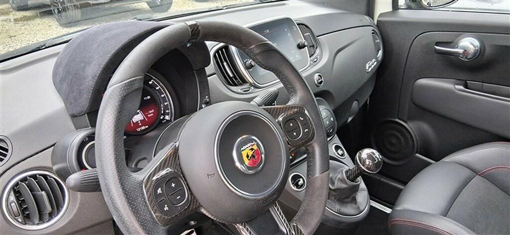 Abarth 595 1.4 T-Jet esseesse