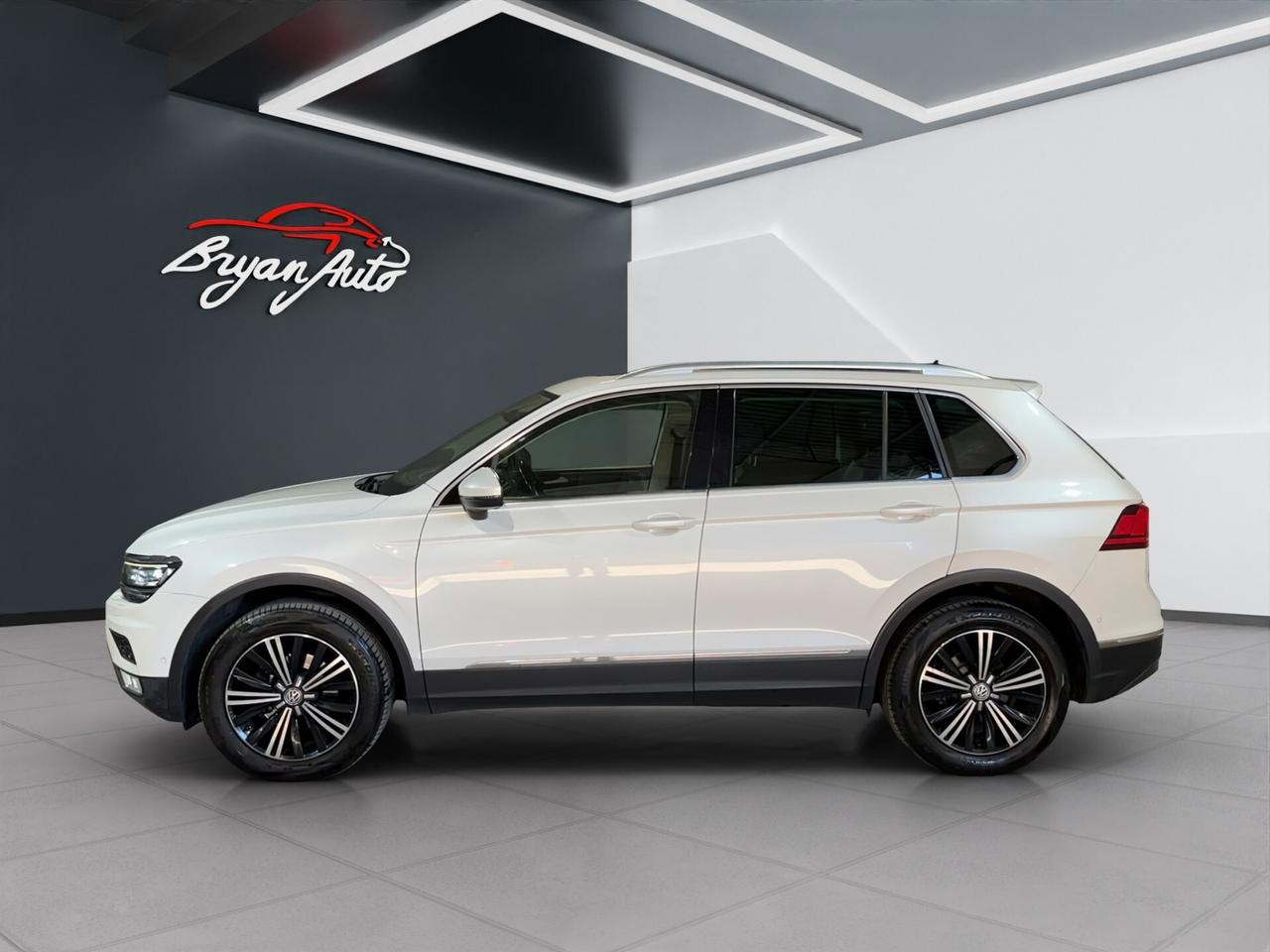 Volkswagen Tiguan 2.0 TDI SCR DSG 4MOTION Business BMT